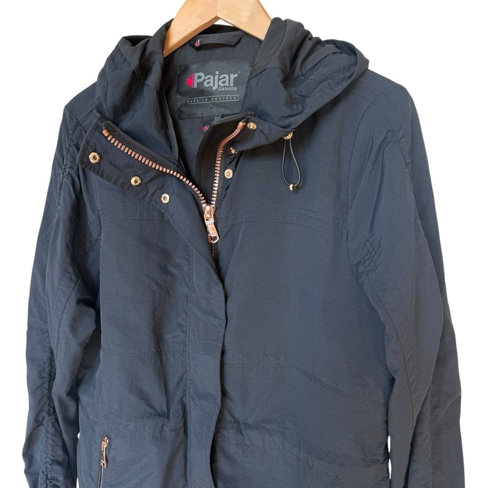 PAJAR Women's Packable Raincoat Black Hooded Zip Pockets Sz M Rose Gold Metal